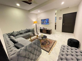 Cozy and Luxurious 1 Bedroom Apt Self Check Inn